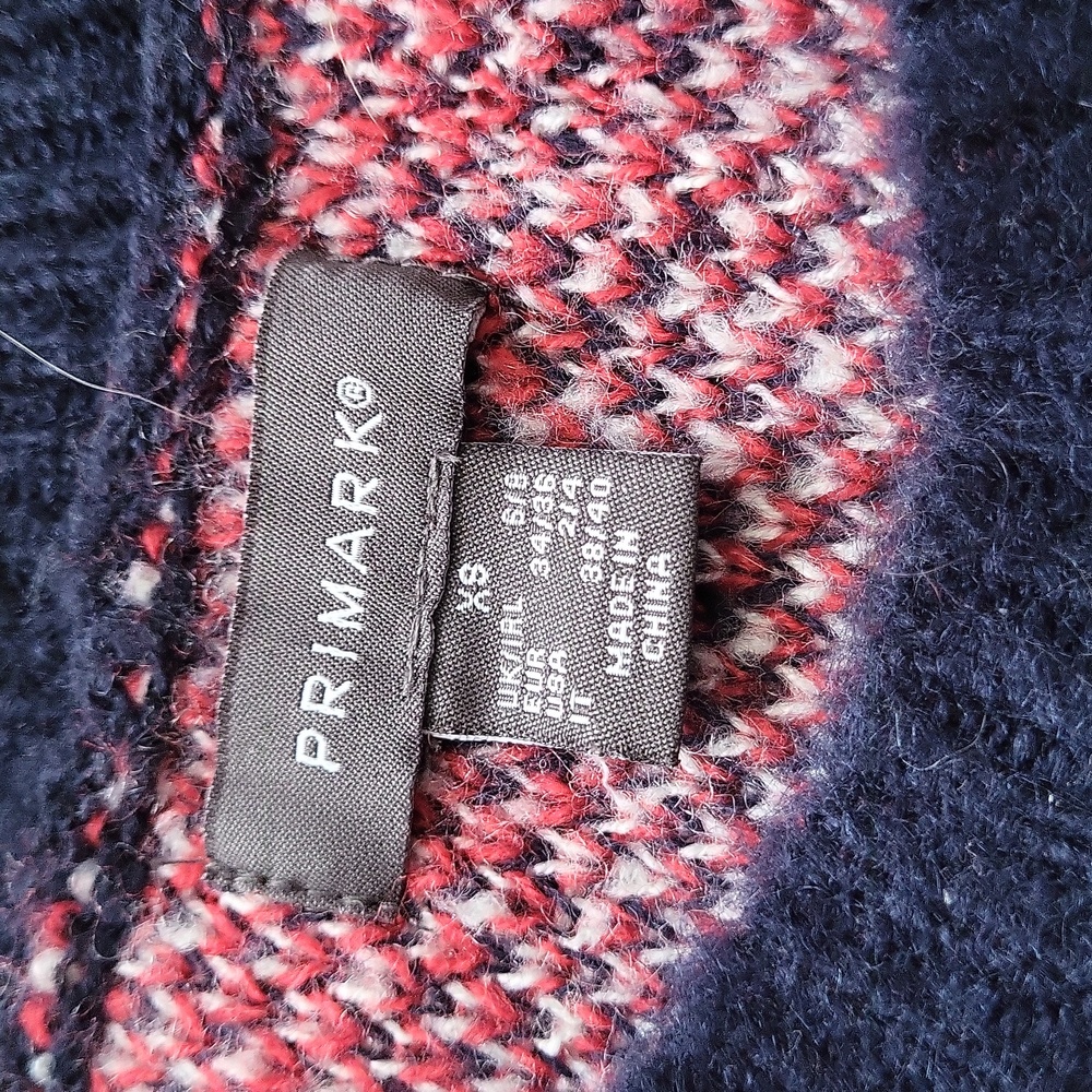 **Removing 7/24**Primark Crewneck Sweater - Picture 4 of 6
